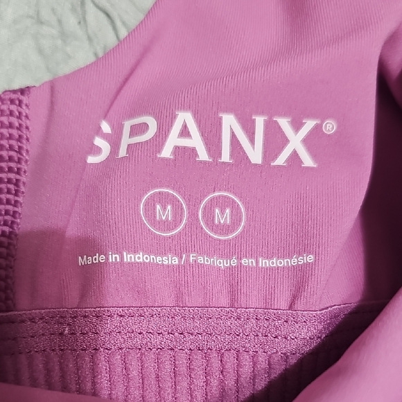 SPANX Pink Crossback Sports Crop - Picture 2 of 3